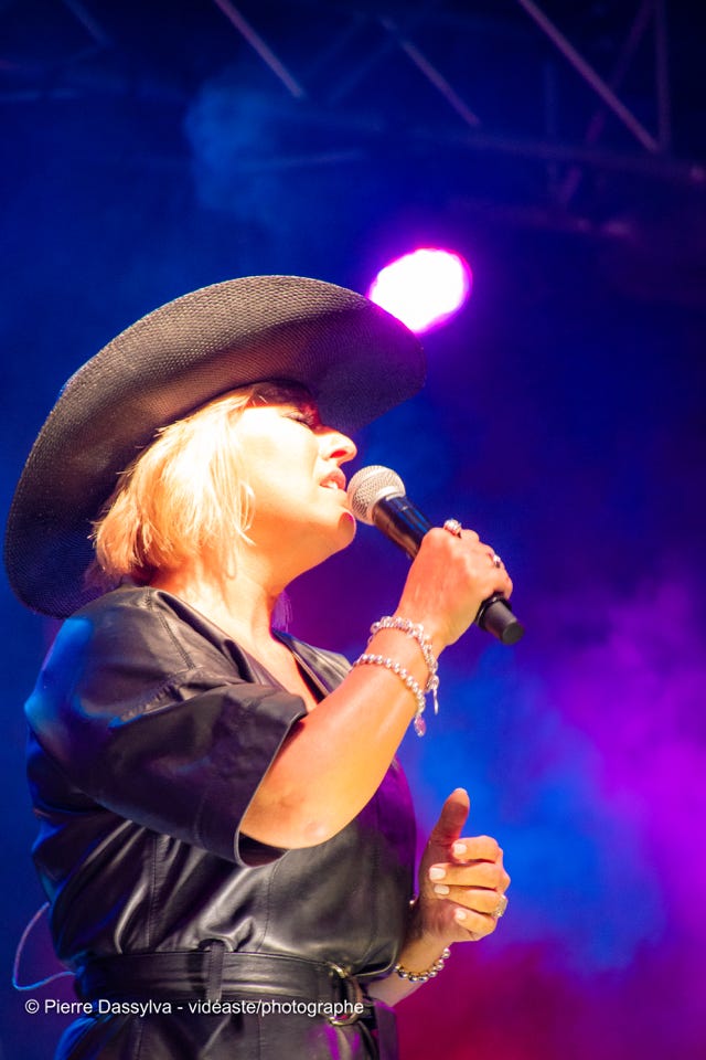 photo, photographie, artiste, spectacle,artistphtoto.ca, vidéo, scène, Guylaine Tanguay, chanteur