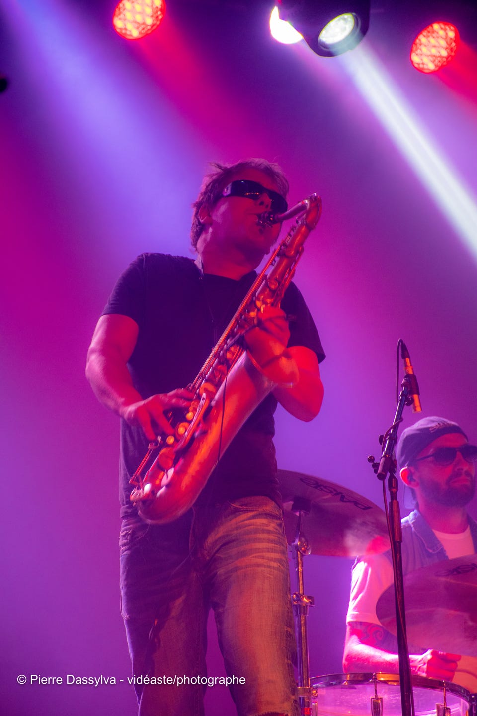 photo, photographie, artiste, spectacle,artistphtoto.ca, vidéo, scène, Martin Deschamps, chanteur, groupe, musiciens, piano