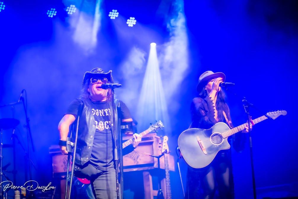 photo, photographie, artiste, spectacle,artiscène, Martin Deschamps, été 2023, Breen Leboeuf,  chanteur, groupe, musiciens, artistphtoto.ca, vidéo,