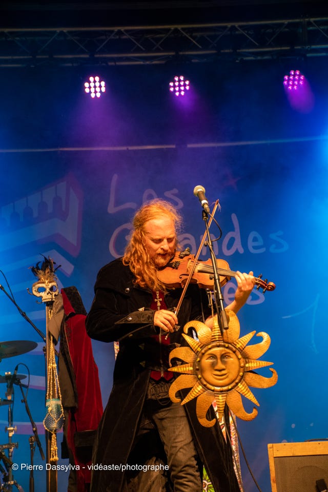 photo, photographie, artiste, spectacle,artistphtoto.ca, vidéo, scène, Fils du Diable, chanteur